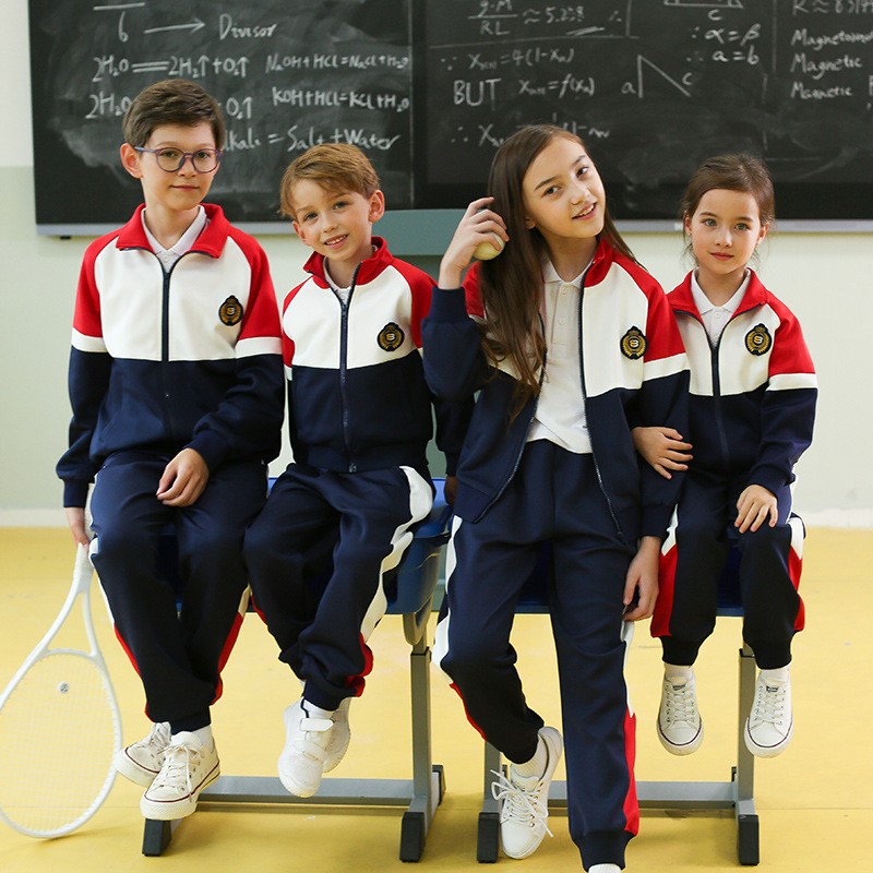 Conjunto de ropa deportiva escolar personalizada | Fabricante de uniformes atléticos rojos y azul marino