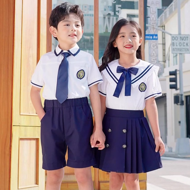 Uniforme de verano estilo náutico | Socio de producción para escuelas